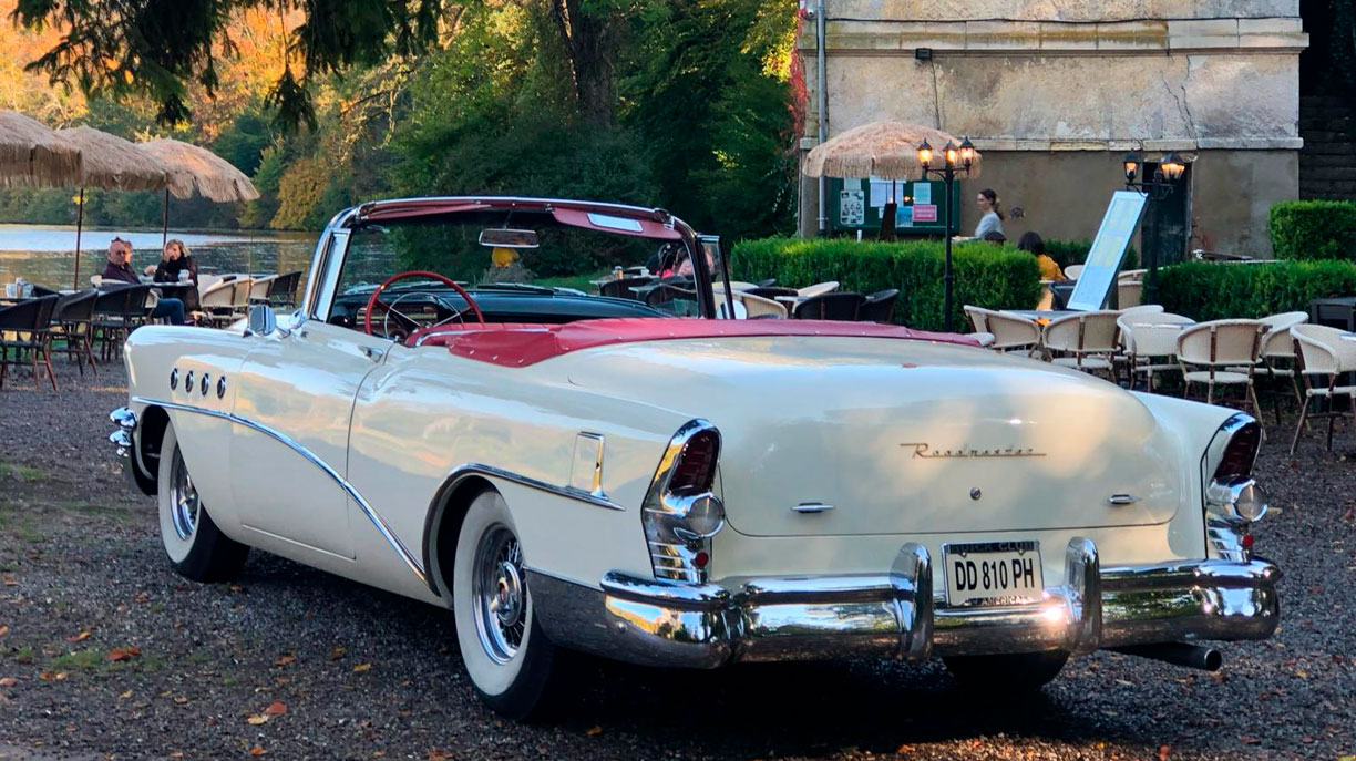 Buick Road Master 1955 Location de voitures américaine à Paris