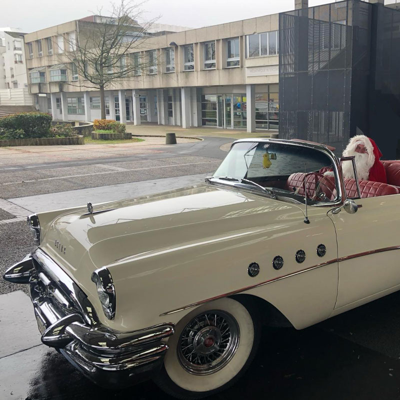 Buick Road Master 1955 Location de voitures américaine à Paris